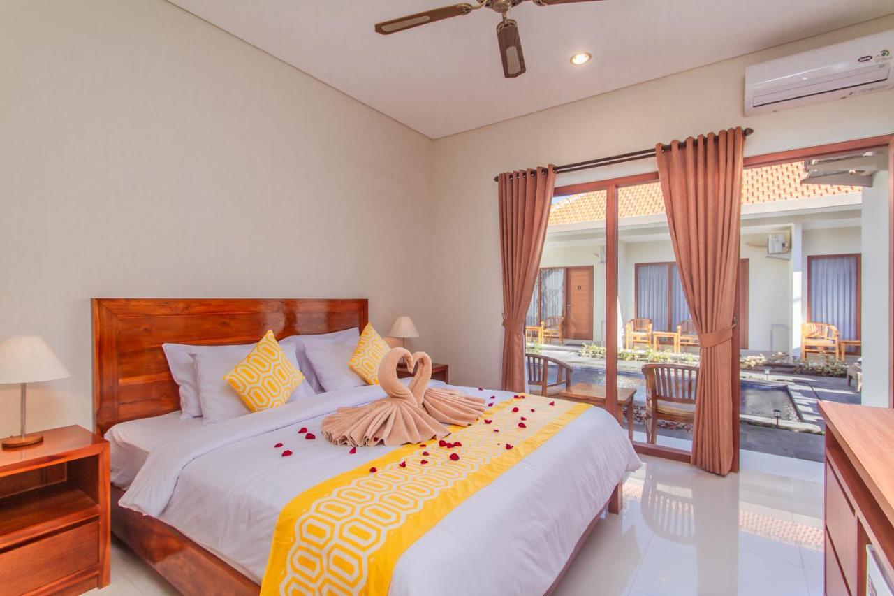 Готель Cening Ayu Sanur Екстер'єр фото